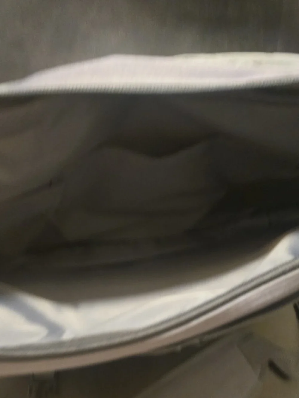 Guess spacious gray
